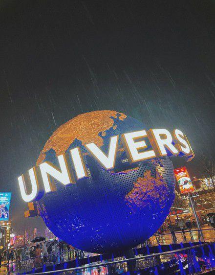 电影院谁写的字,揭秘电影院巨幕上的传奇字体故事